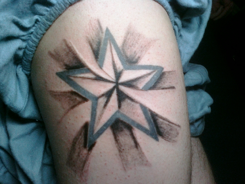 son,s star tattoo done looks great