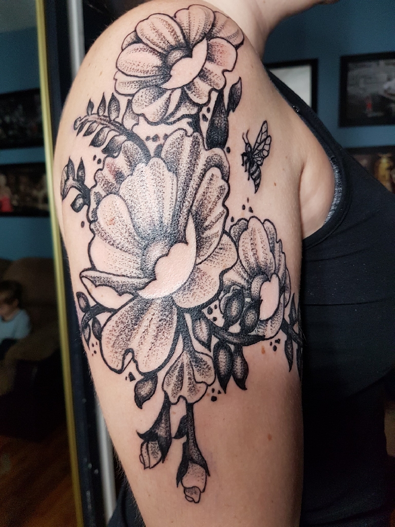 Floral dotwork